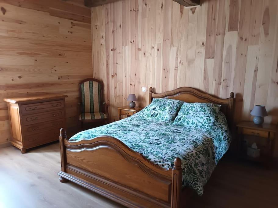 Gite Aux Bois D'En Temps Lunas  المظهر الخارجي الصورة